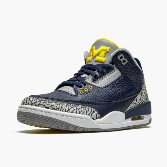 Air Jordans 3 Retro Michigan PE Basketball Sneakers Mens AJ3 820064