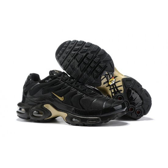 Nike Air Max Plus Tn Mens Shoes  Black Gold 852630-001