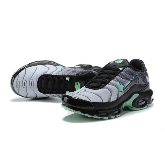 Nike Air Max Plus Tn Mens Shoes  Black Green CT1619-001