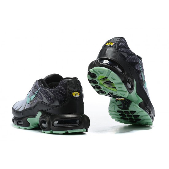 Nike Air Max Plus Tn Mens Shoes  Black Green CT1619-001