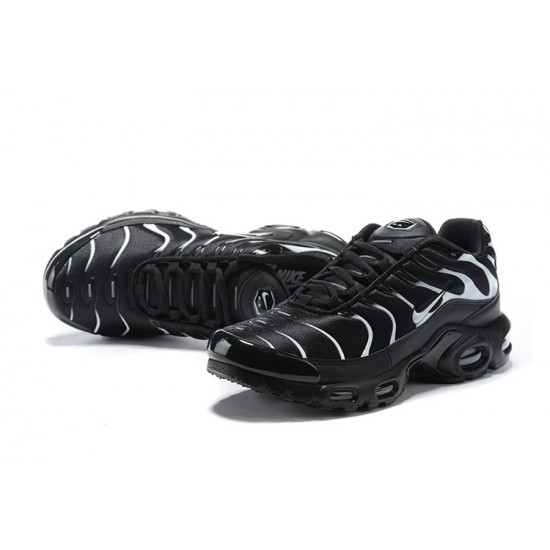 Nike Air Max Plus Tn Mens Shoes  Black Grey 852630-038