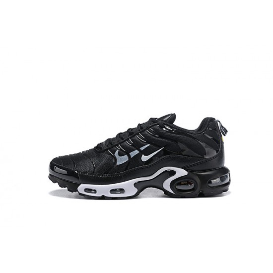 Nike Air Max Plus Tn Mens Shoes  Black White 815994-004