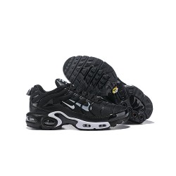 Nike Air Max Plus Tn Mens Shoes  Black White 815994-004